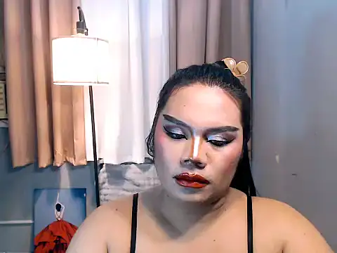 TSbrianaHugeCock webcam