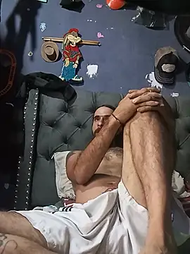 hairy_mannn webcam