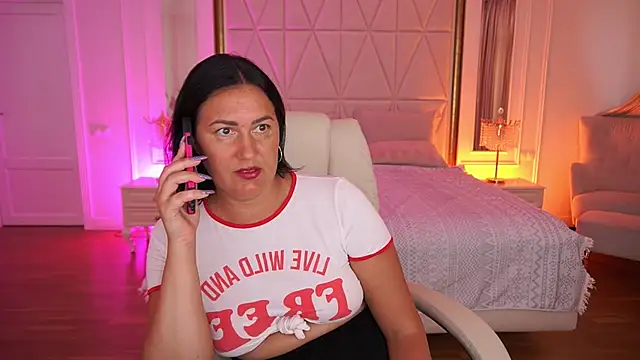velvetluck (F milf) - Breast massage)