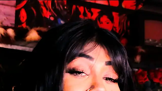 indian_dreamgirl webcam
