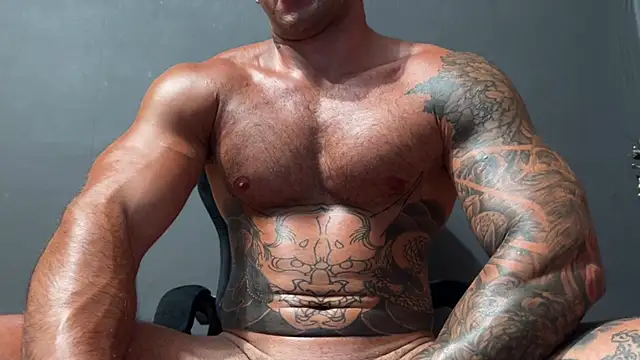 Mr_YourGod webcam