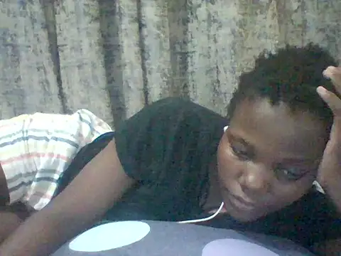 tina_2030 live cam on StripChat