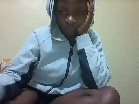 kadolie live cam on StripChat