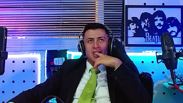 Godofcumxxx webcam