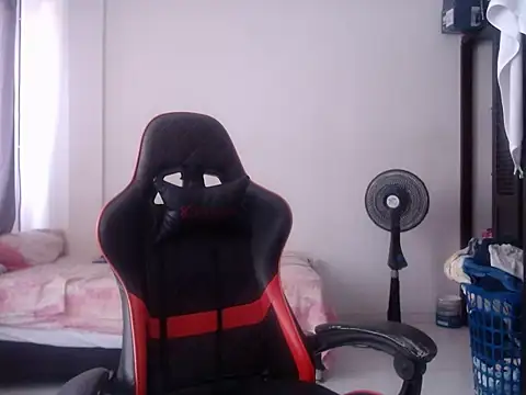 Adriana_0312 webcam