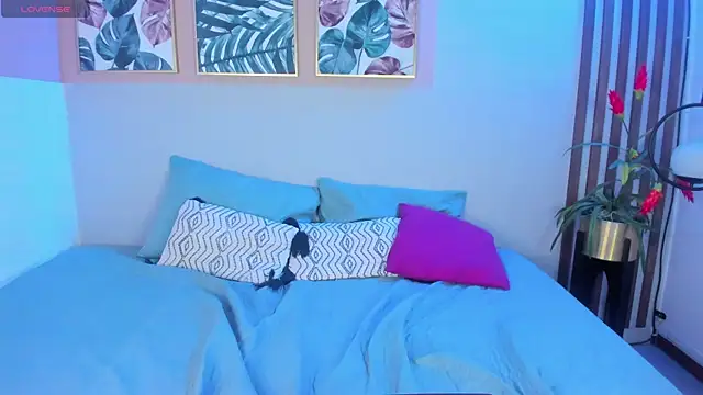 julianaaldanaa webcam