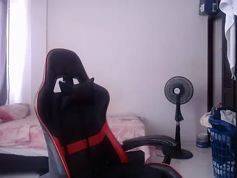Adriana_0312 webcam