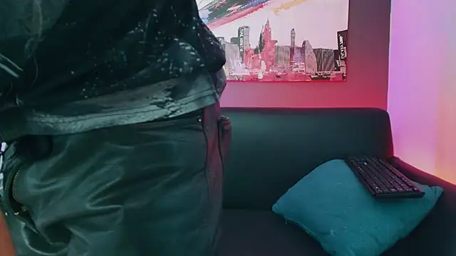 Maximoking26 webcam