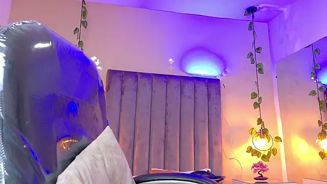 Nascary_Fox webcam