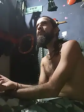 hairy_mannn webcam