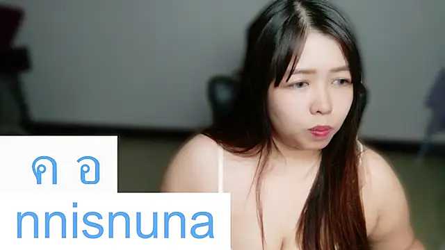nunanunanuna live cam on StripChat