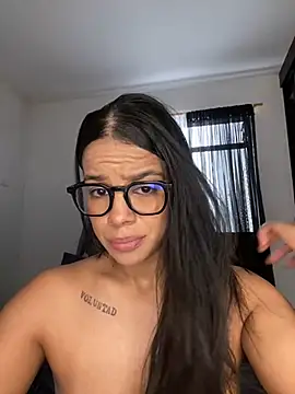 trianawhite webcam