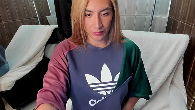 whitneyhot webcam
