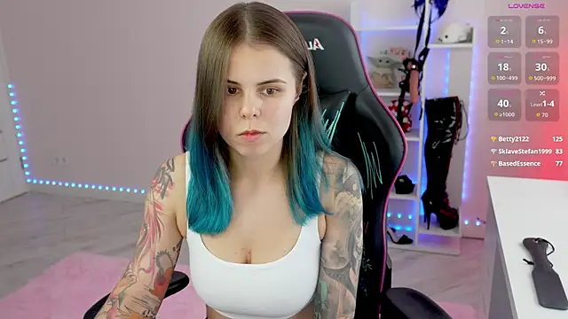 QueenAliceX webcam