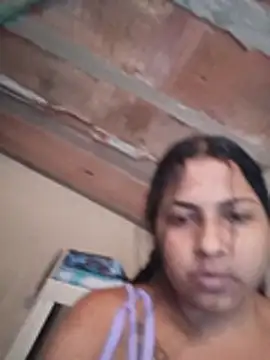 Giselabrunette25 webcam