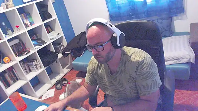 ravingr4d4 webcam