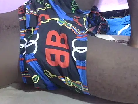 squirt-squirt-bbc - Squirt-squirt-bbc's free webcam - UK Sex Cams