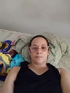 nicolle_milf1978 webcam