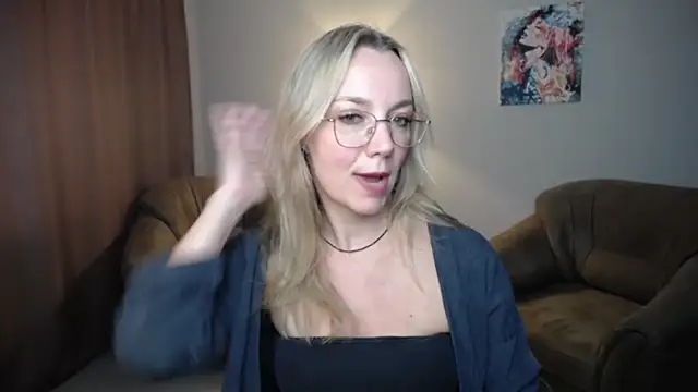 Ava_Elior webcam