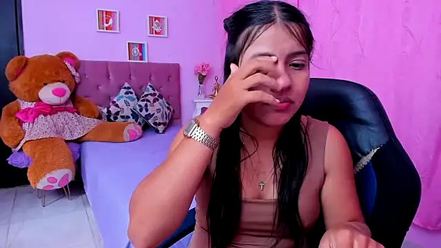 zara_cute webcam