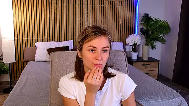 EmeraldGlow webcam
