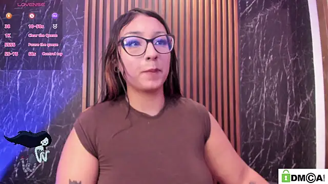 Marilyndackaria_ webcam