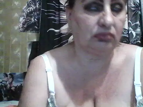 LoaqLovew webcam