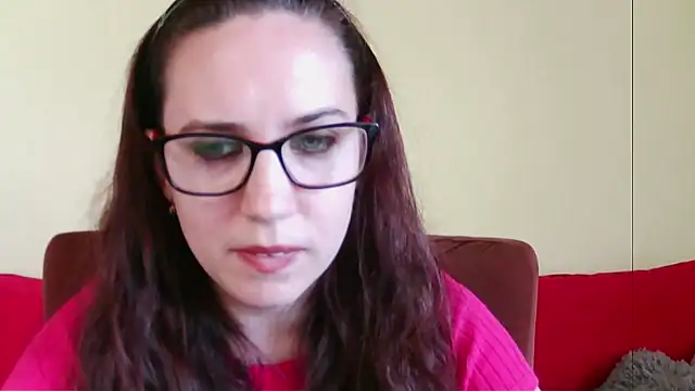 EmilyHotAngel webcam