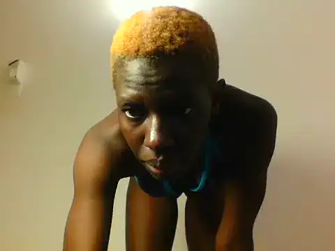 Goldy_petite webcam
