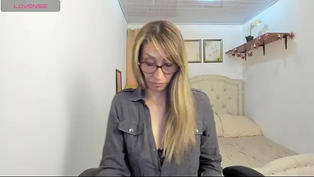 scarletfs webcam