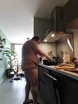 Cumlover197511 webcam