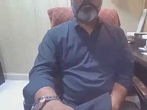 hairymaster95 webcam