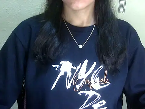 Shazi_1 live cam on StripChat