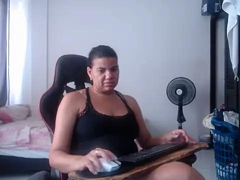 Adriana_0312 webcam