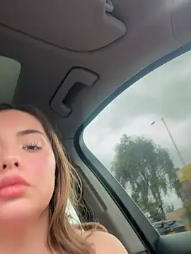Alirawrz live cam