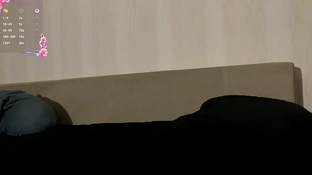 LorinaSpero webcam