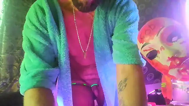 Guyst049 webcam