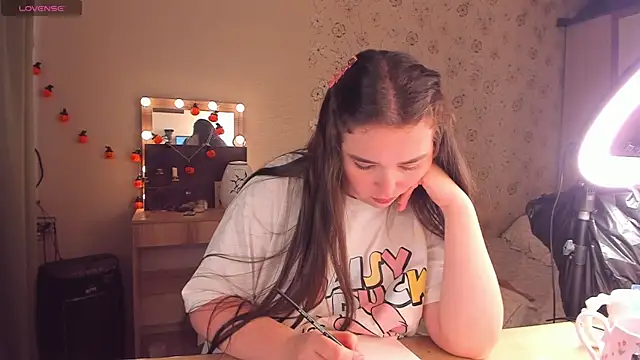Alice_next_door live sex cam