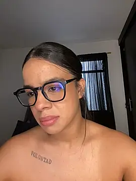 trianawhite webcam