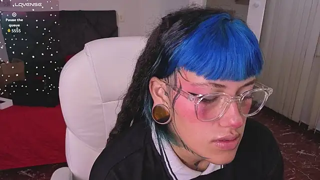 _sharlotte777 webcam