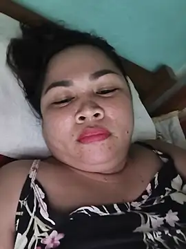 Sweetlorie_83 webcam