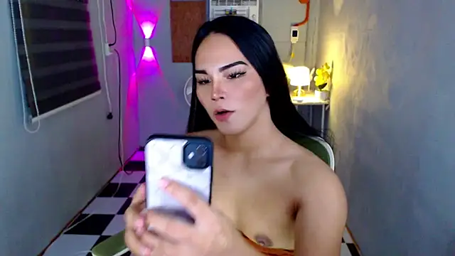 SanyaGirlx webcam