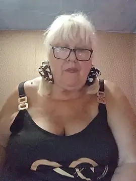 Alexia64231 live cam