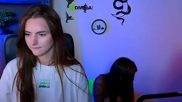 lisa_dark_ webcam