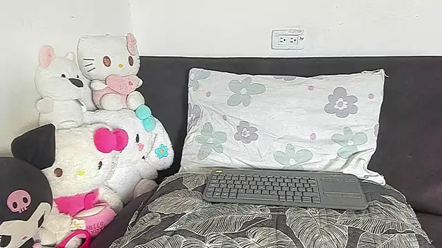 Eirlysx live cam on StripChat
