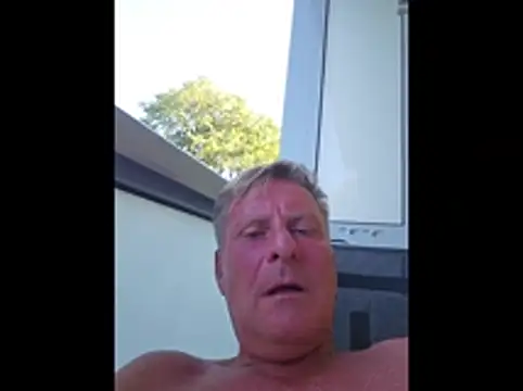 johnnym1 webcam