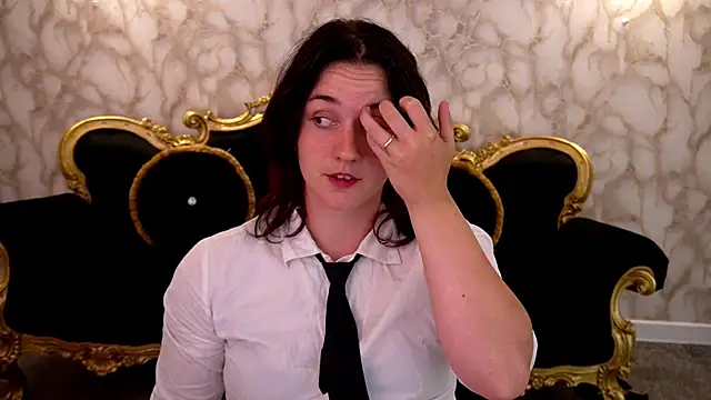 CassandraGold webcam