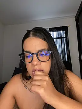 trianawhite webcam