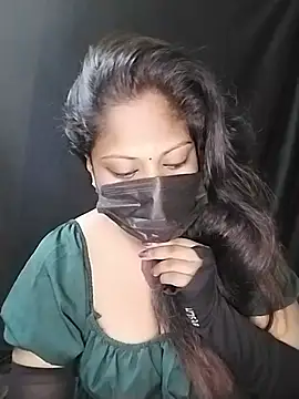 Tamil_Kanmani live cam on StripChat