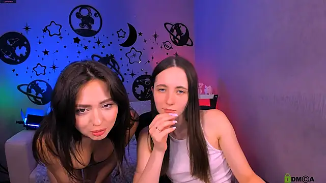 bella_dorn live cam on StripChat